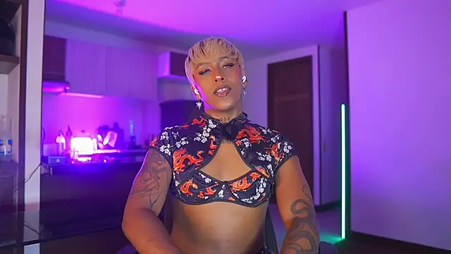 AmberRaus online show from November 2025 04:45:01 AM