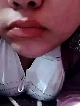 Srishtijain51 online show from January 2025 07:10:01 PM