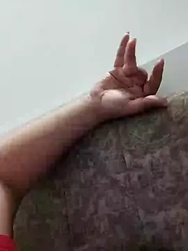 Srishtijain51 online show from February 2025 03:30:02 PM