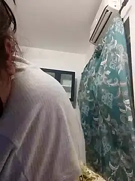 Srishtijain51 online show from February 2025 06:44:02 PM