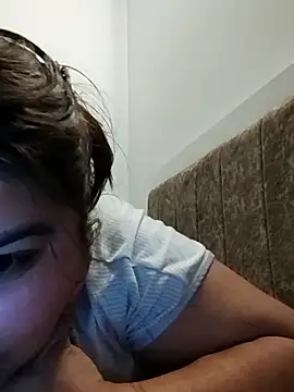 Srishtijain51 online show from February 2025 04:18:01 PM