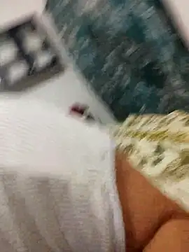 Srishtijain51 online show from February 2025 08:24:01 PM