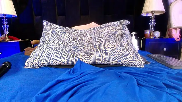 shelsyloreds online show from March 2025 06:22:02 PM