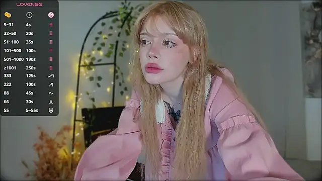 boobsybootie online show from April 2026 09:20:02 PM