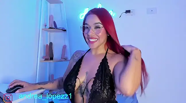 Snapshot of andrea_lopezz_ chatting on December 2024 11:03:02 PM andrea lopezz online show from December 2024 11:03:02 PM