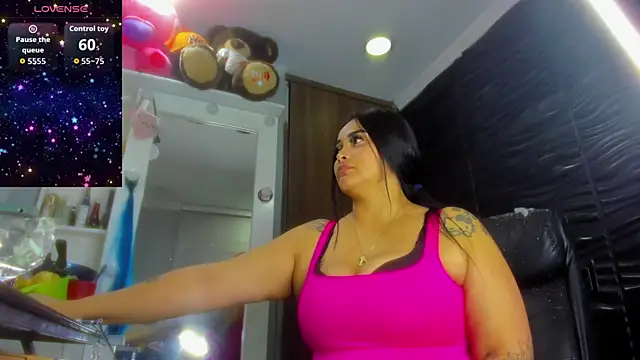 Snapshot of Pocahontas_d chatting on December 2025 10:58:02 PM Pocahontas d online show from December 2025 10:58:02 PM