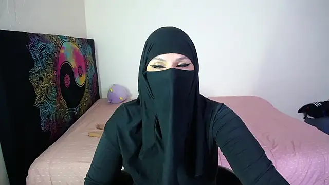 evelyn  salah online show from February 2026 07:34:02 PM