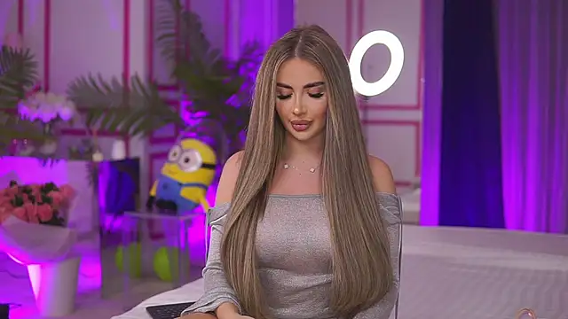 AshleySinn online show from January 2025 05:04:01 PM