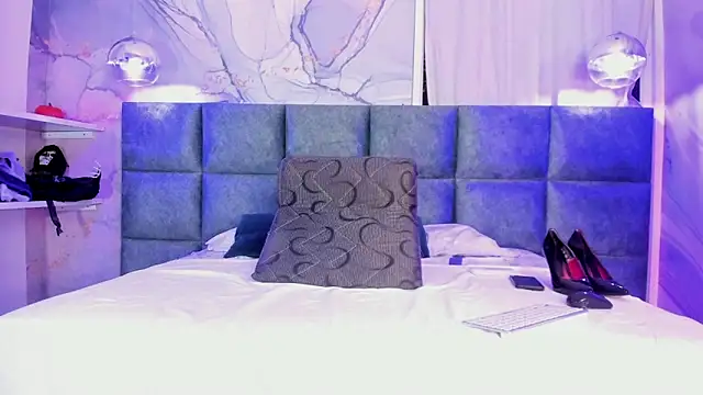 Scarleett 22 online show from November 2025 12:05:02 PM