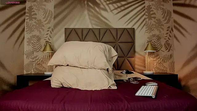 Scarleett 22 online show from March 2026 08:02:01 PM