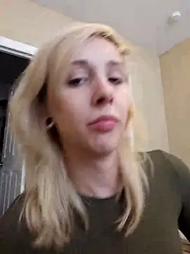 Snapshot of AmethystFoxx chatting on February 2026 09:22:02 PM AmethystFoxx online show from February 2026 09:22:02 PM