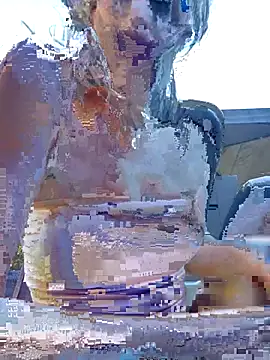 Snapshot of AmethystFoxx chatting on February 2026 11:06:01 PM AmethystFoxx online show from February 2026 11:06:01 PM