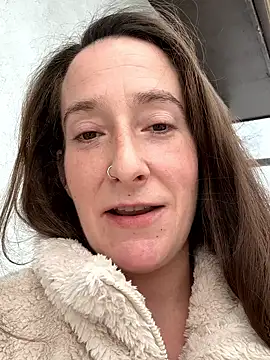 Snapshot of Mini_And_The_Bear chatting on February 2026 09:55:01 PM Mini And The Bear online show from February 2026 09:55:01 PM