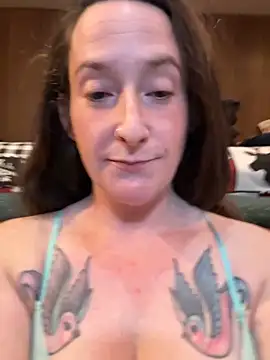 Mini And The Bear online show from April 2026 03:27:02 PM