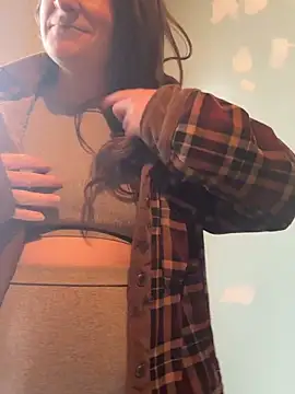 Mini And The Bear online show from April 2026 03:28:01 PM