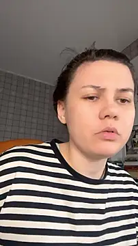 Snapshot of NinaVI chatting on March 2026 07:21:02 PM NinaVI online show from March 2026 07:21:02 PM