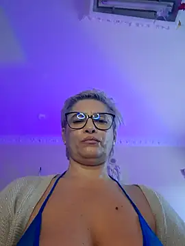 BellaBellaHot online show from November 2025 12:38:01 PM