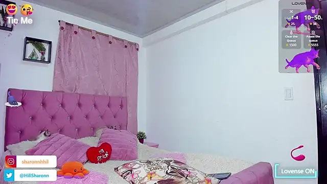 Snapshot of sharon_hill chatting on November 2025 10:33:02 PM sharon hill online show from November 2025 10:33:02 PM