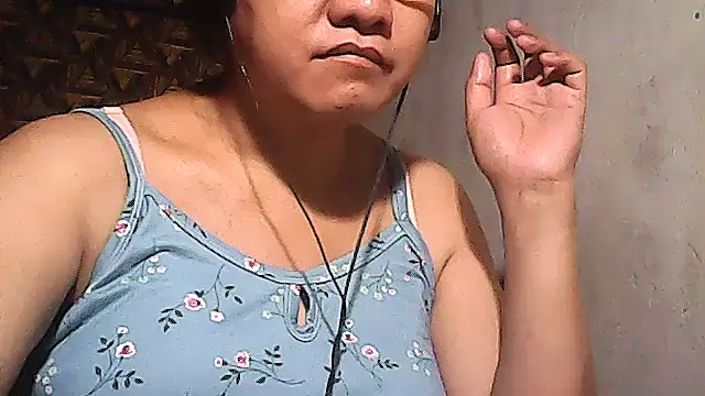 sweetsosie18 online show from February 2026 11:52:02 PM