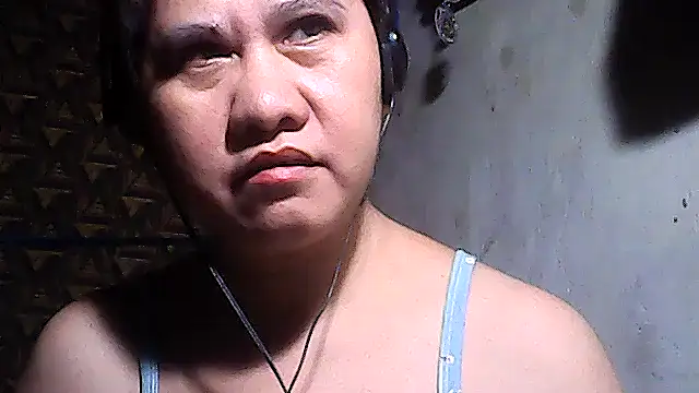 sweetsosie18 online show from March 2026 06:02:02 PM