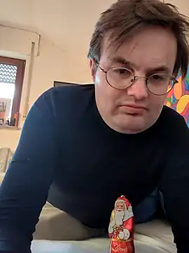 Snapshot of makau1 chatting on December 2024 12:37:01 PM makau1 online show from December 2024 12:37:01 PM