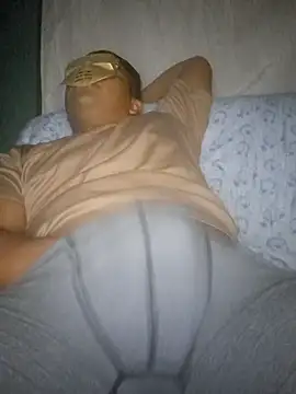 Efrain2090 online show from September 2025 09:00:02 AM