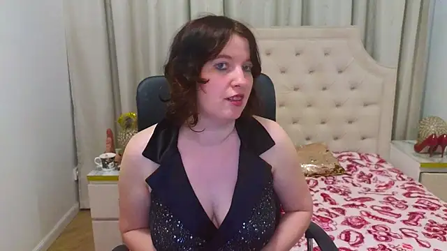 Snapshot of AmazingTori chatting on June 2026 01:16:02 PM AmazingTori online show from June 2026 01:16:02 PM