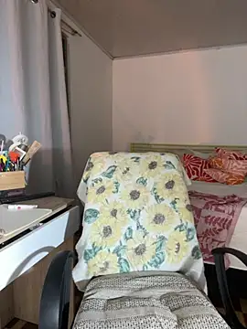 Juliana News online show from October 2025 01:01:02 AM