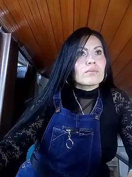 Tania mature online show from April 2026 05:20:02 PM