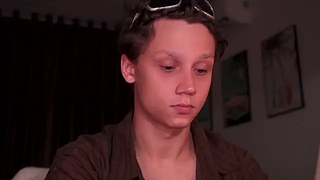 Snapshot of Nicky_neal chatting on March 2026 10:42:01 PM Nicky neal online show from March 2026 10:42:01 PM