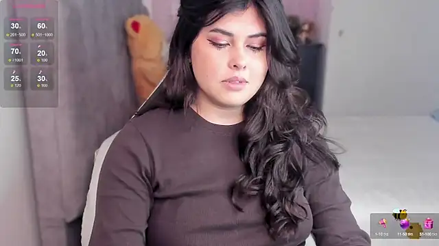 Alyaa s online show from January 2025 09:34:01 PM