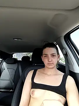 DoriDeluxe66 online show from April 2026 09:15:01 AM