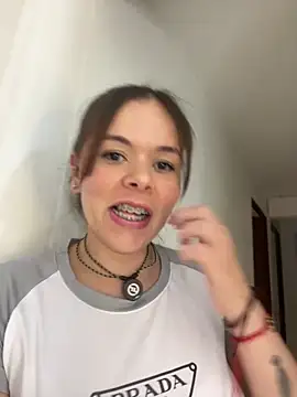 Snapshot of carolina16love chatting on September 2025 10:21:01 PM carolina16love online show from September 2025 10:21:01 PM