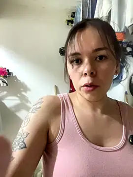 Snapshot of carolina16love chatting on October 2025 11:03:02 PM carolina16love online show from October 2025 11:03:02 PM
