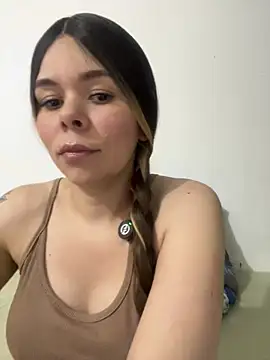 carolina16love online show from June 2026 09:51:02 PM