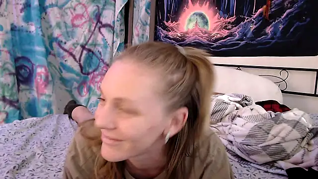 coryandthepeach online show from December 2024 08:47:01 PM