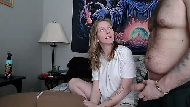 coryandthepeach online show from January 2025 04:59:02 PM