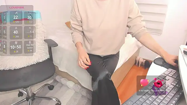 Snapshot of SharonVelvet chatting on January 2026 11:59:02 AM SharonVelvet online show from January 2026 11:59:02 AM