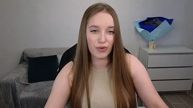 EvaMaddison online show from December 2024 08:23:02 AM