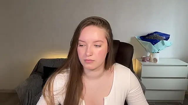 EvaMaddison online show from April 2026 08:34:01 AM