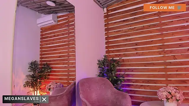 Snapshot of _MeganRain chatting on December 2025 07:36:01 AM MeganRain online show from December 2025 07:36:01 AM