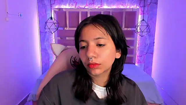 Nami usagi online show from December 2024 01:00:01 PM