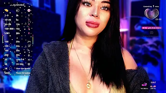 Thalia Cambridge online show from November 2025 10:21:02 PM