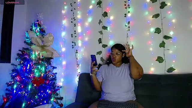 Lilyth  Brown online show from December 2024 12:42:02 AM