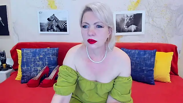 BeautyName online show from February 2025 07:47:02 PM