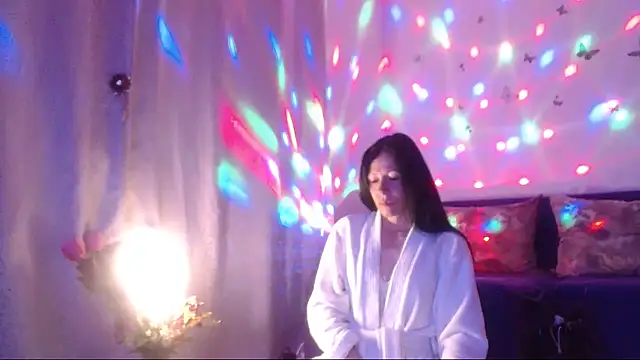 ElysaSun online show from April 2026 07:58:01 PM