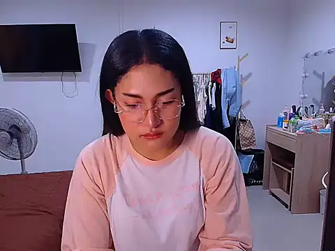 Snapshot of plysaithailand chatting on February 2026 08:15:02 AM plysaithailand online show from February 2026 08:15:02 AM