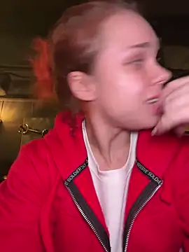 Snapshot of PennyPrincess chatting on December 2024 09:35:01 PM PennyPrincess online show from December 2024 09:35:01 PM