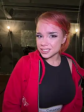 Snapshot of PennyPrincess chatting on December 2024 09:17:01 PM PennyPrincess online show from December 2024 09:17:01 PM