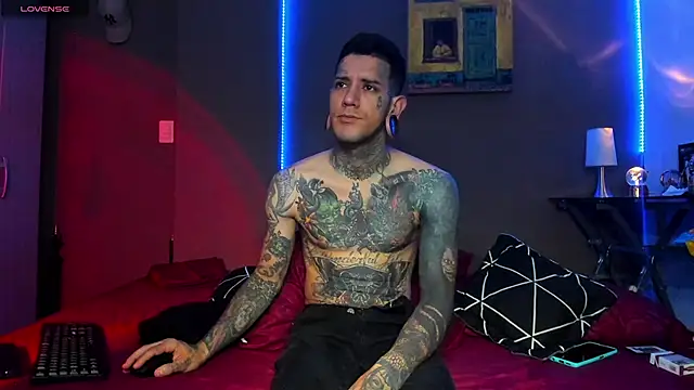 Snapshot of josh__ackerman chatting on March 2026 07:30:02 PM josh ackerman online show from March 2026 07:30:02 PM